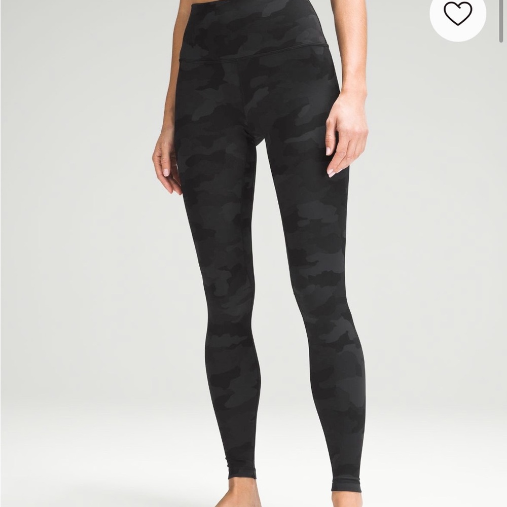 Lululemon align leggings- 28 inches in camo Sz 2